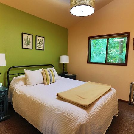 Silver Falls Lodge & Conference Center Sublimity Extérieur photo