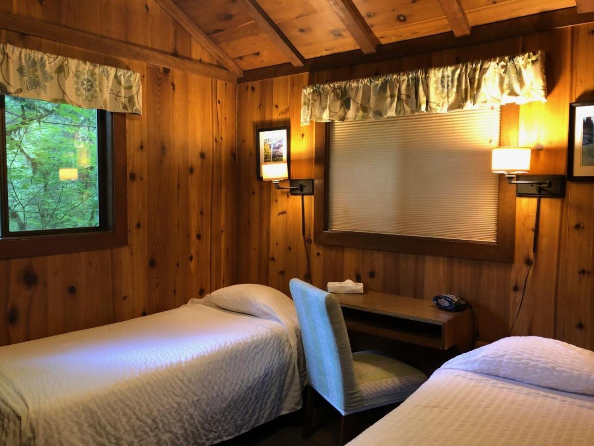 Silver Falls Lodge & Conference Center Sublimity Extérieur photo
